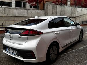 Hyundai IONIQ 1.6 GDI HEV KLASS DCT   - Foto 6
