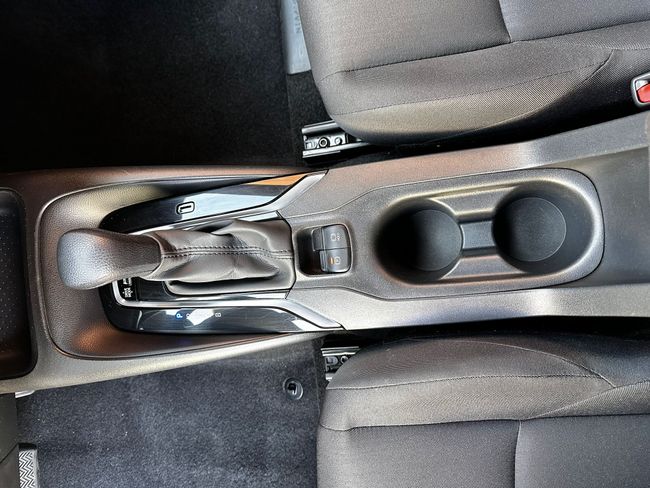 Toyota Corolla 1.8 125H BUSINESS   - Foto 16