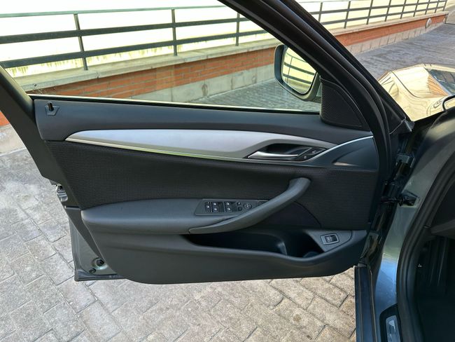 BMW Serie 5 520 dA xDrive Touring   - Foto 6