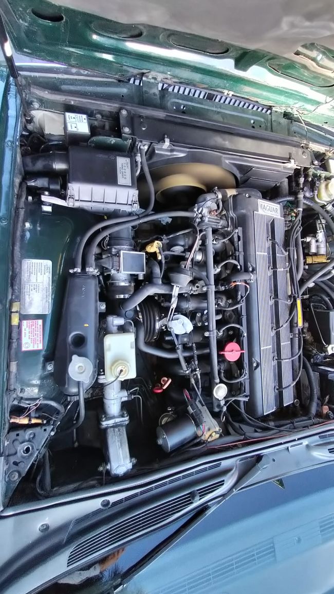 Jaguar XJ 6  Sovereign   - Foto 16