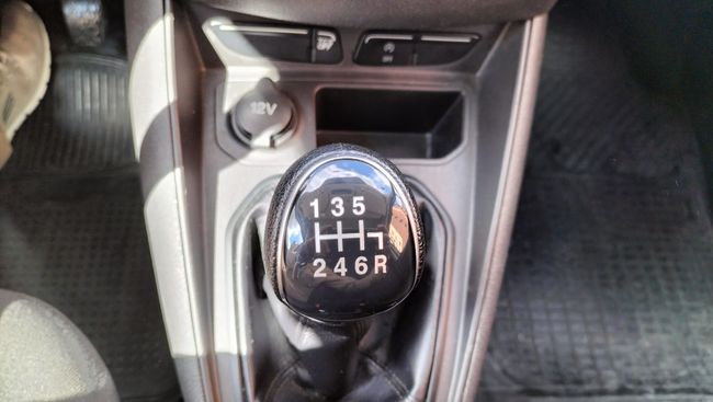 Ford Transit Courier 1.5 TDCI E6 Trend   - Foto 12