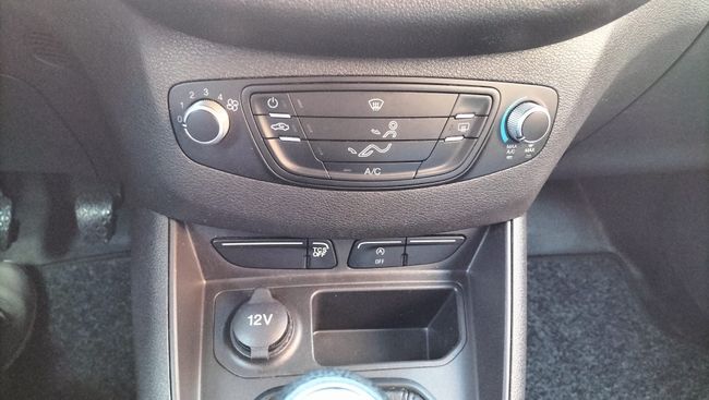 Ford Transit Courier 1.5 TDCI E6 Trend   - Foto 12