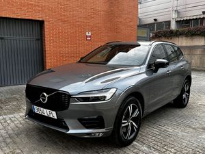 Volvo XC60 2.0 B4 D R-DESIGN  - Foto 3