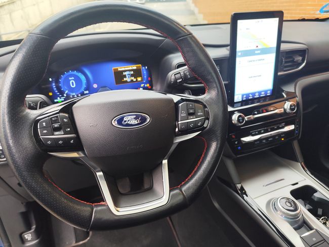 Ford Explorer 3.0 PHEV ST-LINE AWD  - Foto 13