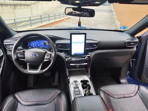 Ford Explorer 3.0 PHEV ST-LINE AWD  - Foto 12