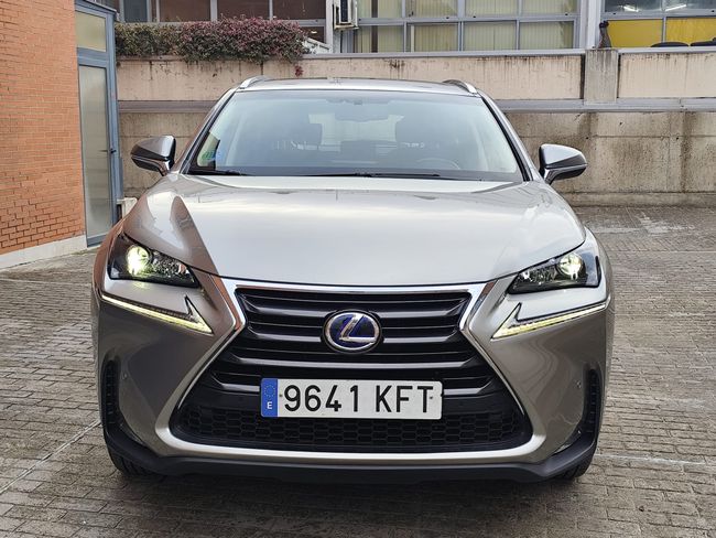 Lexus NX 300h Business 2WD  - Foto 8