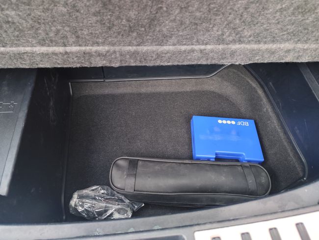 Lexus NX 300h Business 2WD  - Foto 17