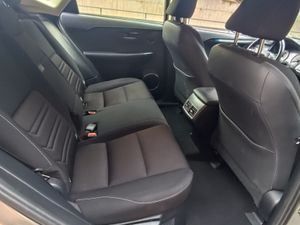 Lexus NX 300h Business 2WD  - Foto 15