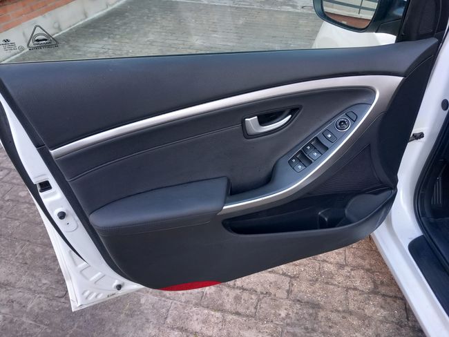 Hyundai i30 5p 1.6 GDI 135 CV BlueDrive Style Sport  - Foto 10