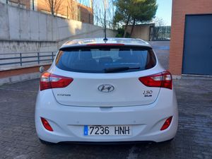Hyundai i30 5p 1.6 GDI 135 CV BlueDrive Style Sport  - Foto 9