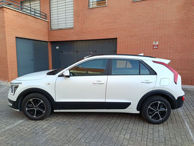 Kia Niro 1.6 GDi HEV 141 CV Concept  - Foto 4