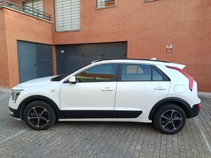 Kia Niro 1.6 GDi HEV 141 CV Concept  - Foto 4