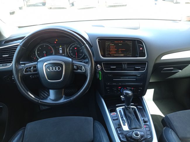 Audi Q5 2.0 TDI 170CV   - Foto 13