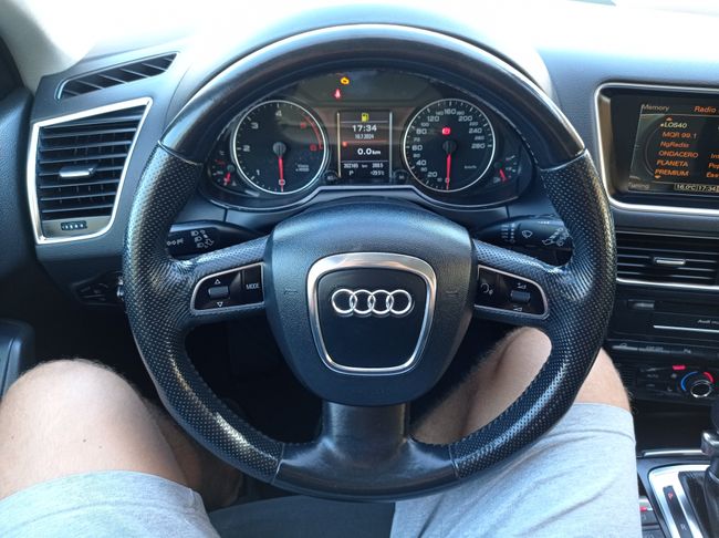 Audi Q5 2.0 TDI 170CV   - Foto 14