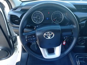 Toyota Hilux 2019 2.4 D4D 150CV CABINA DOBLE GX   - Foto 15