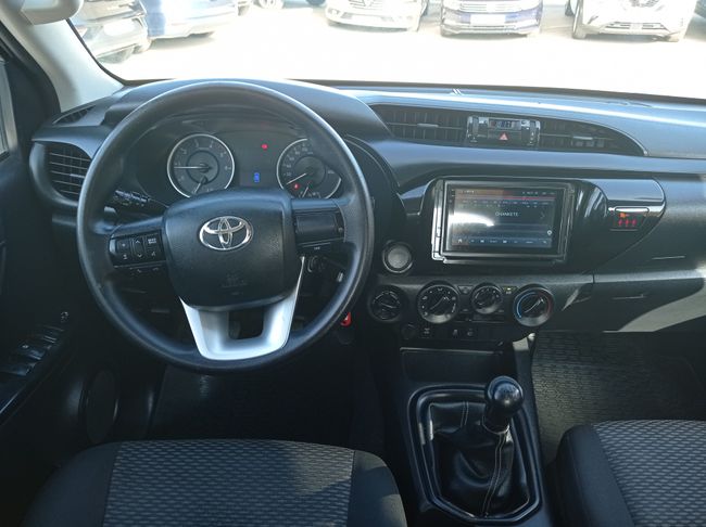 Toyota Hilux 2019 2.4 D4D 150CV CABINA DOBLE GX   - Foto 14