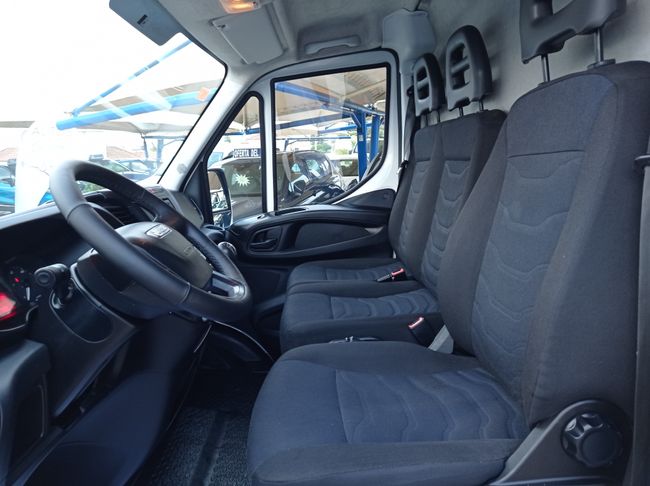 Iveco Daily 2.3 TD 35S16    - Foto 10