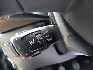 DS DS 3 CROSSBACK BlueHDi 73 kW manual SO CHIC 5 PUERTAS   - Foto 17