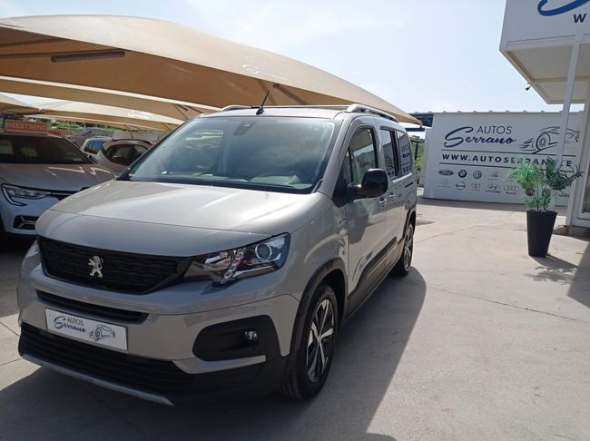 Peugeot Rifter GT LINE LONG BLUEHDI 96KW EAT8 MONOVOLUMEN AUT   - Foto 8