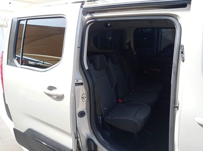 Peugeot Rifter GT LINE LONG BLUEHDI 96KW EAT8 MONOVOLUMEN AUT   - Foto 12