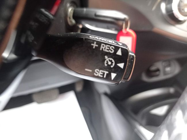 Toyota Yaris 1.5 100h Active 100CV   - Foto 17