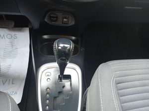 Toyota Yaris 1.5 100h Active 100CV   - Foto 18