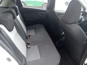 Toyota Yaris 1.5 100h Active 100CV   - Foto 21