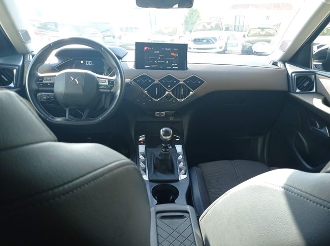 DS DS 3 CROSSBACK BlueHDi 81 kW Manual SO CHIC   - Foto 25