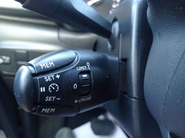 Citroën C3 1.2 PURETECH 110 EAT SHINE   - Foto 16