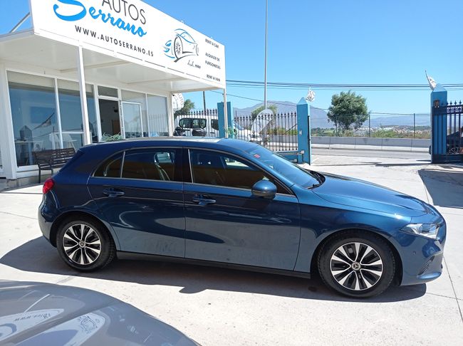 Mercedes Clase A 1.3 180 BUSINESS SOLUTION ESSENTIAL   - Foto 3