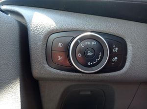 Ford Tourneo Custom FT 320 L1 KOMBI TREND ECOBLUE HYBRID 130   - Foto 26