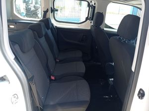 Opel Combo 1.5 TD 75kW (100CV) S/S Expression L COMBI 5 PLAZAS   - Foto 15