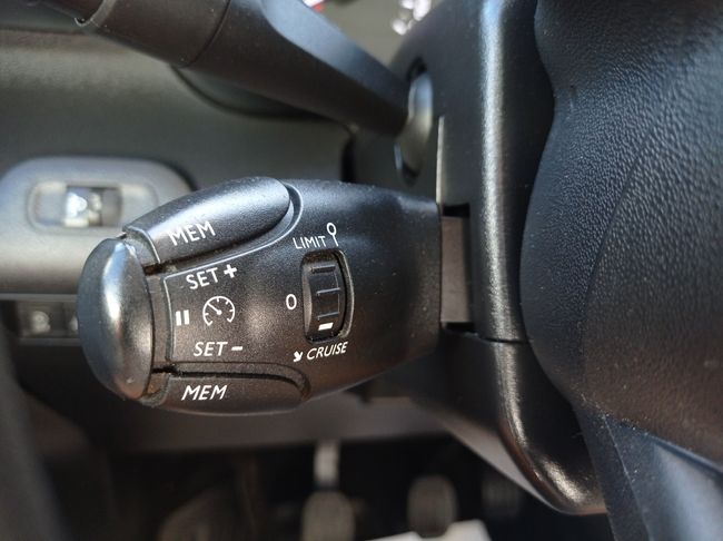Citroën Berlingo Talla M BlueHDi 100 S&S LIVE PACK monovolumen comp   - Foto 12