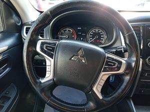Mitsubishi L200 DOBLE CABINA AUT    - Foto 17