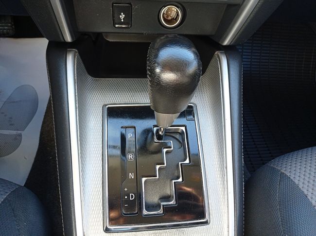 Mitsubishi L200 DOBLE CABINA AUT    - Foto 12