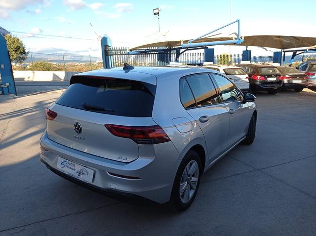 Volkswagen Golf 1.0 eTSI Life DSG 81kW    - Foto 6