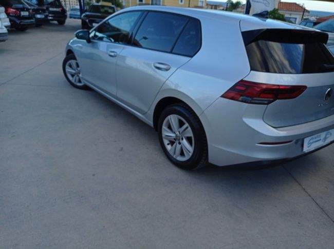 Volkswagen Golf 1.0 eTSI Life DSG 81kW    - Foto 5