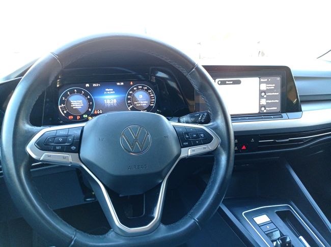 Volkswagen Golf 1.0 eTSI Life DSG 81kW    - Foto 11