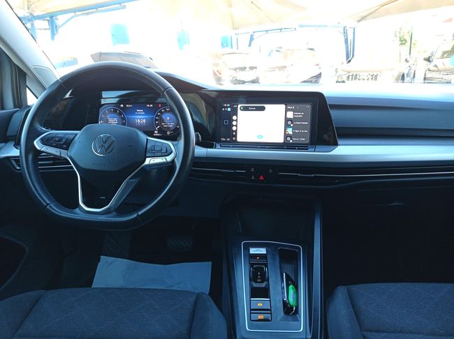 Volkswagen Golf 1.0 eTSI Life DSG 81kW    - Foto 12