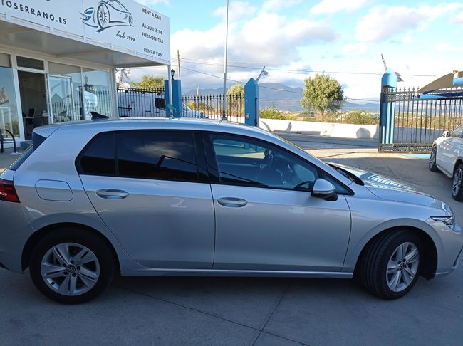 Volkswagen Golf 1.0 eTSI Life DSG 81kW    - Foto 4