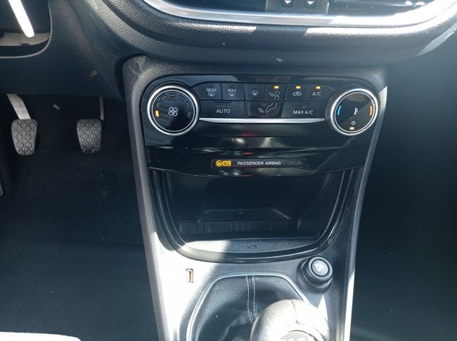 Ford Puma  1.5  Ecoblue 120CV Titanium      - Foto 11