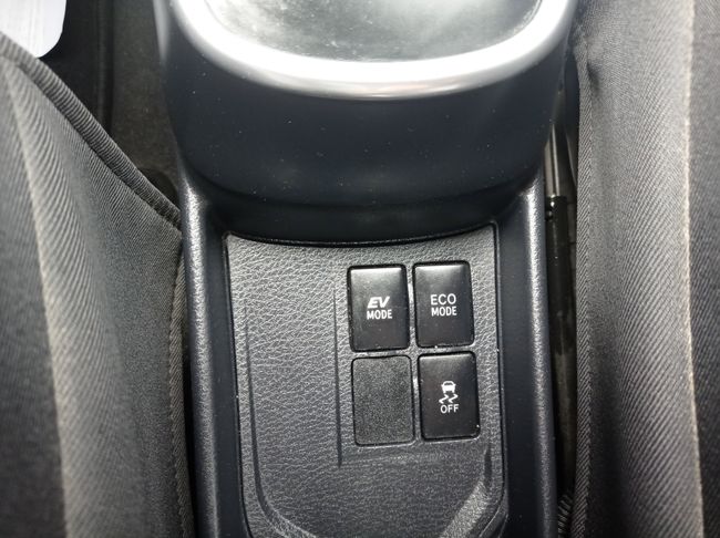 Toyota Yaris 1.5 100h Active 100CV   - Foto 17