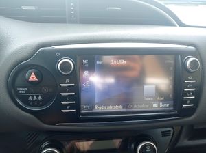 Toyota Yaris 1.5 100h Active 100CV   - Foto 13