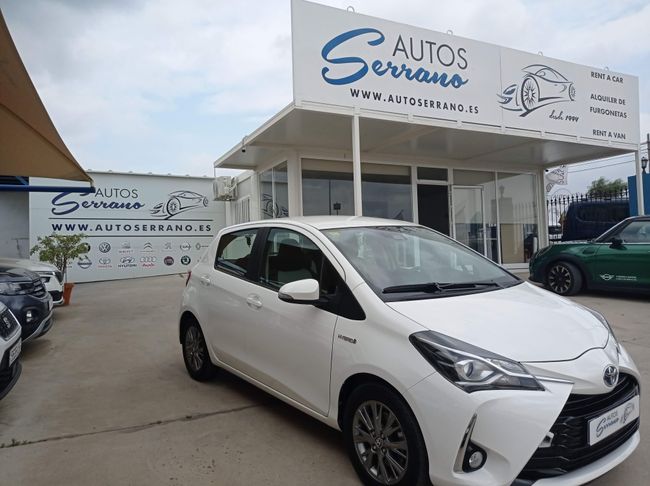 Toyota Yaris 1.5 100h Active 100CV   - Foto 9