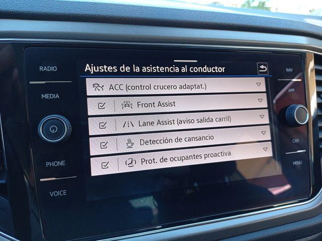 Volkswagen T-Roc 1.5 TSI Advance DSG7   - Foto 15