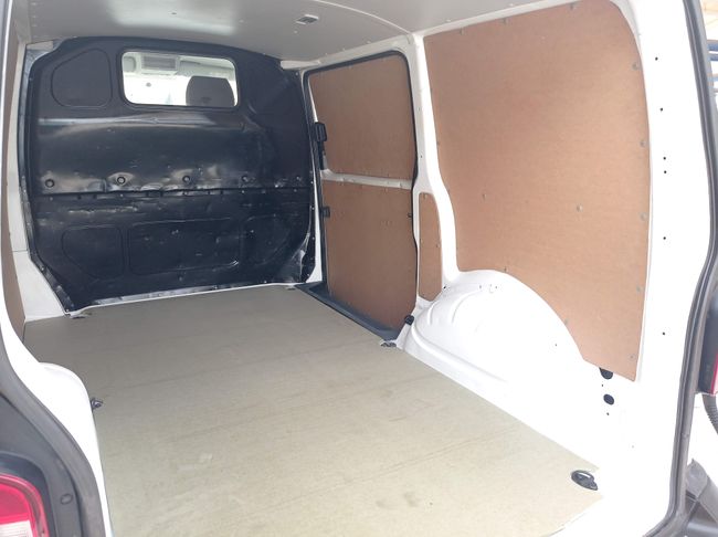 Volkswagen Transporter FURGON CORTO TN 2.0 TDI 102CV BMT   - Foto 16