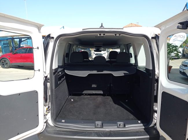 Volkswagen Caddy KOMBI 2.0 tdi 102cv   - Foto 12