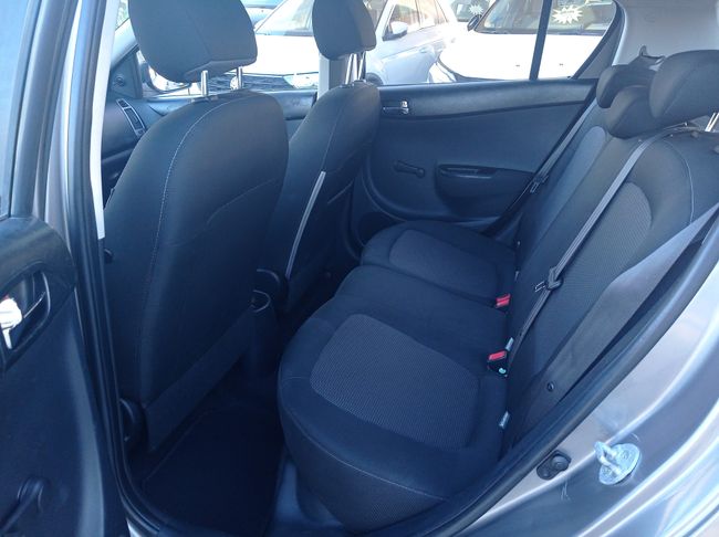 Hyundai i20 1.2 85cv   - Foto 10