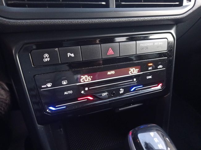 Volkswagen T-Cross 1.0 TSI Advance DSG7 81kW   - Foto 13