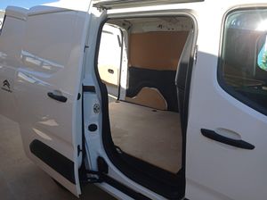 Citroën Berlingo Talla M BlueHDi 100 S&S Feel  - Foto 12